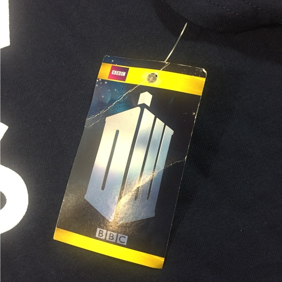 BBC Dr Who XL T-Shirt Navy Blue Bow Ties Are Cool NWT - Picture 3 of 5
